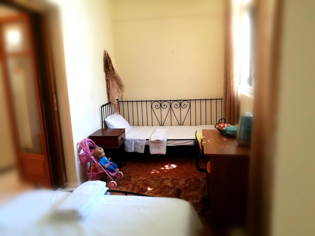 דירות לוטראקי Two-Floor House Next To Sea מראה חיצוני תמונה